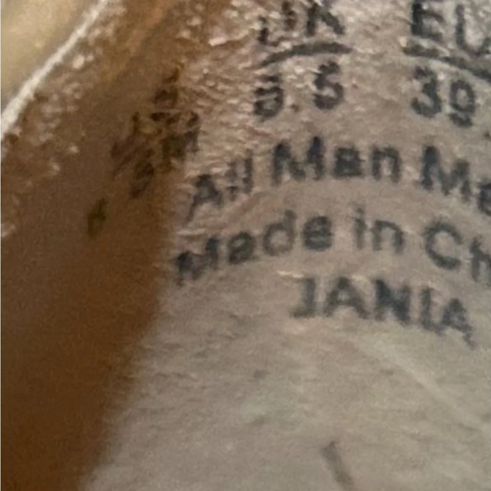 Franco Sarto Wedge Shoe, Size 8.5 - Picture 5 of 6